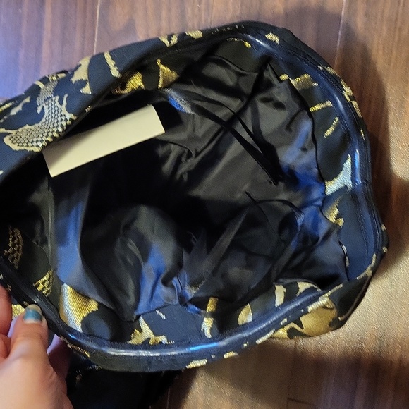 ✅ SOLD ✅ NWT H&M Black and Gold Mini Cocktail Dress with Side Pockets Size 2 - Picture 8 of 13